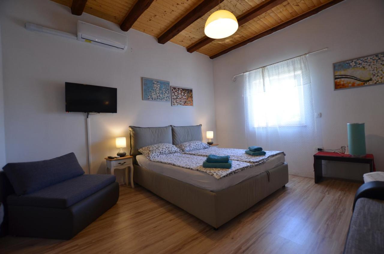 Graziella Apartment 罗维尼 外观 照片